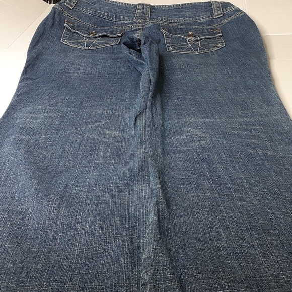 Cato Blue Jeans Button Back Pockets Size 8 - Picture 10 of 16